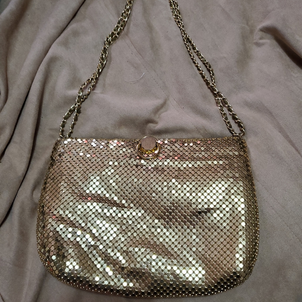 Gold Sequined purse exclusively for Bueno